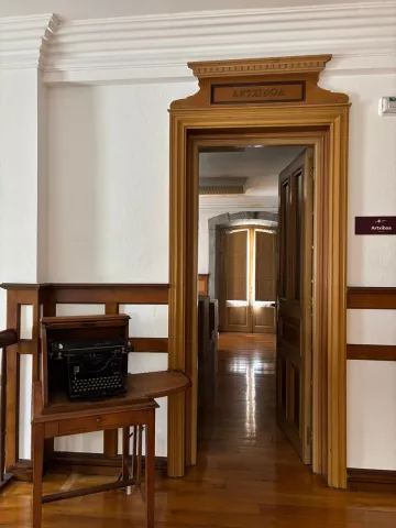 Alegiako Udal Artxiboko sarrera