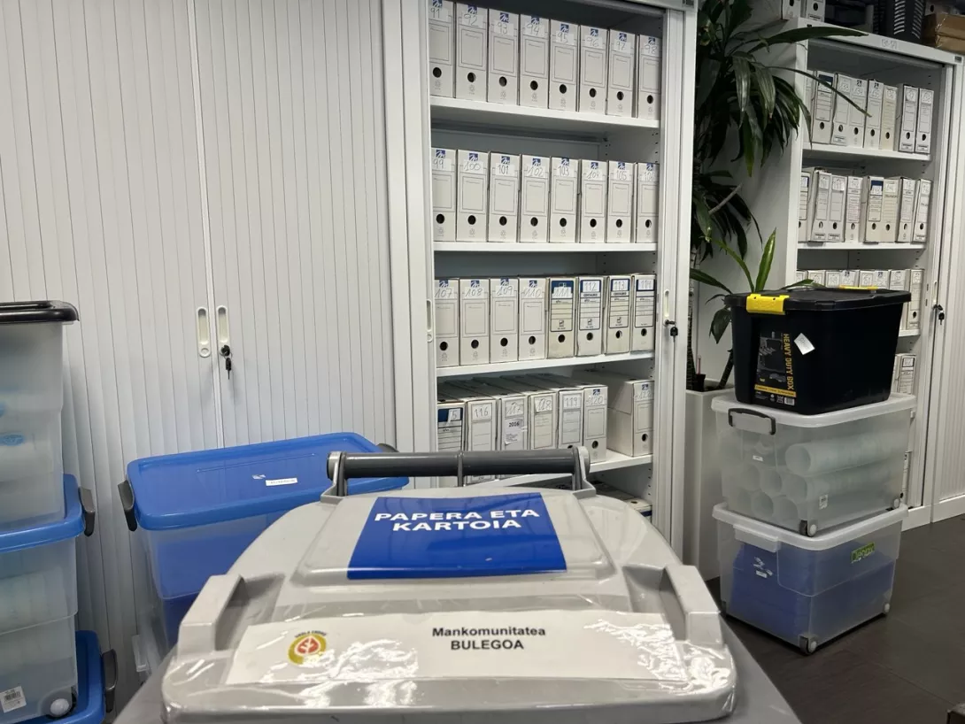 urola erdia artxiboa